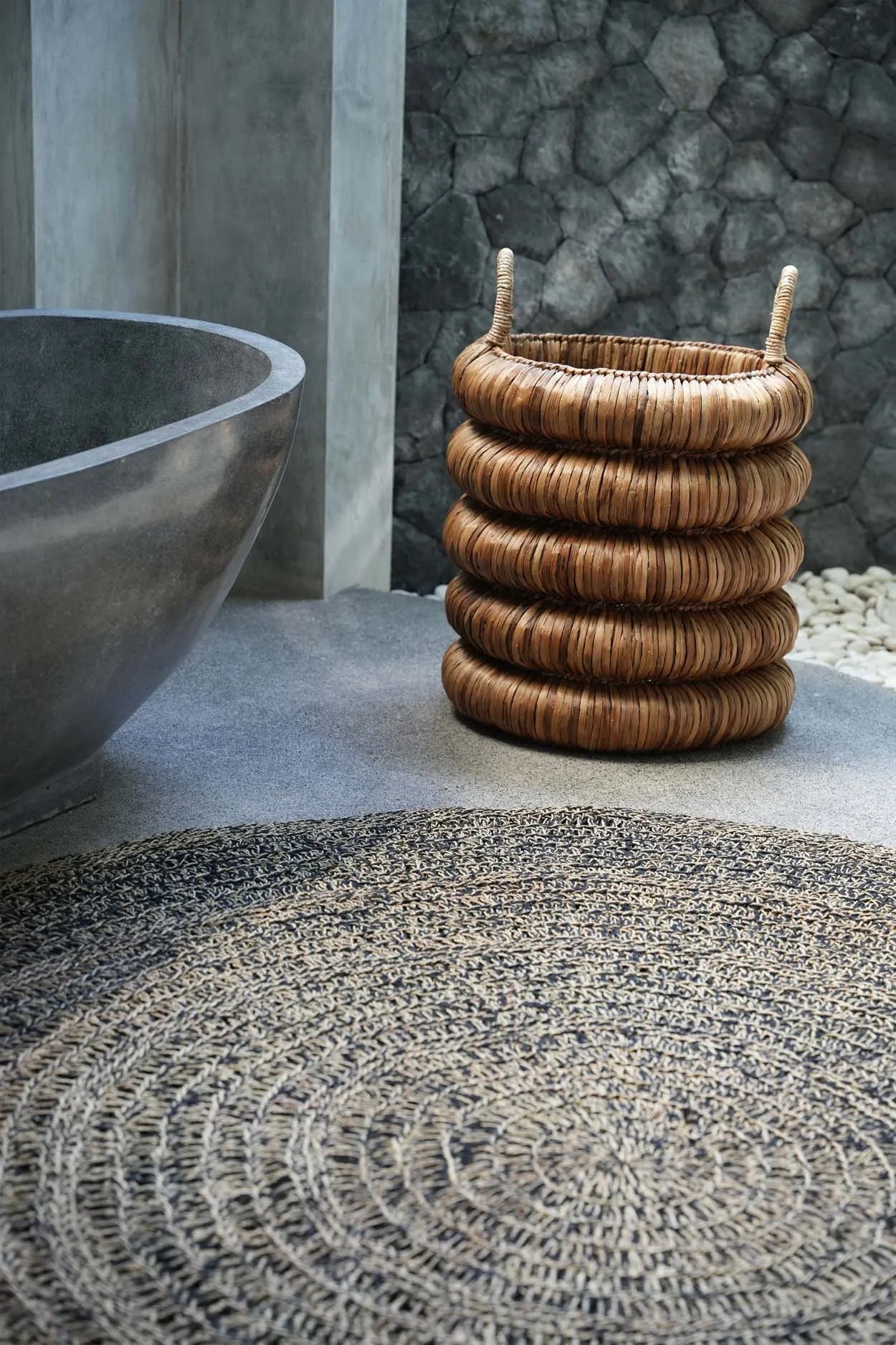 The Seagrass Carpet - Natural Black - 150 - Remood furniture living