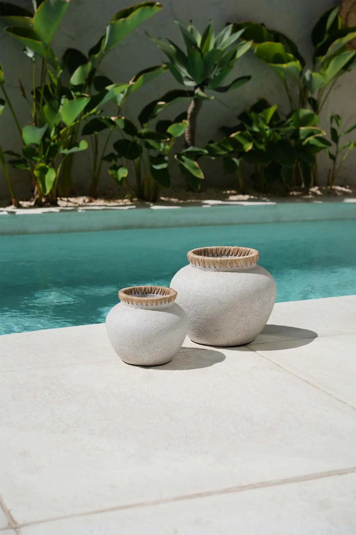 The Styly Vase - Concrete Natural - S - Remood furniture living