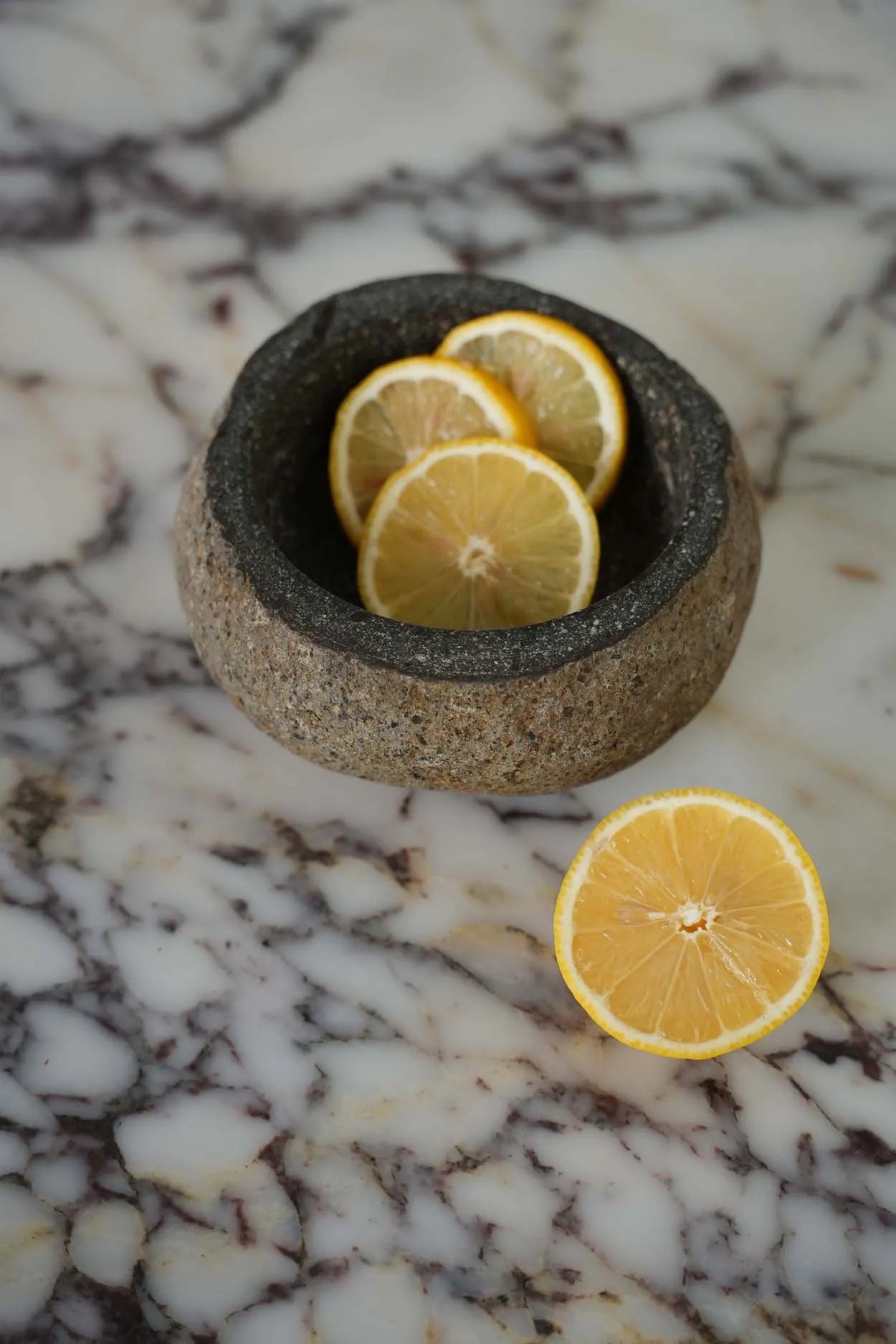 The River Stone Bowl - Black - M - Remood furniture living