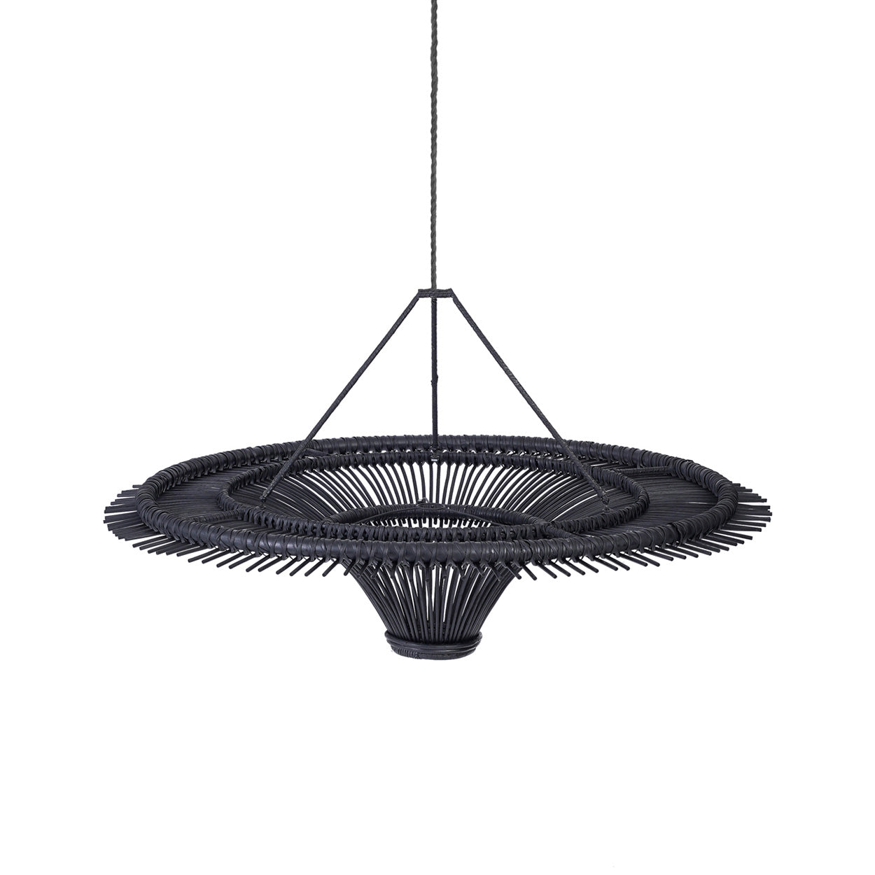 Suspension Sky Rattan Noire L, Lampe de plafond imposante et décorative, Pièce d'art pour un intérieur lumineux