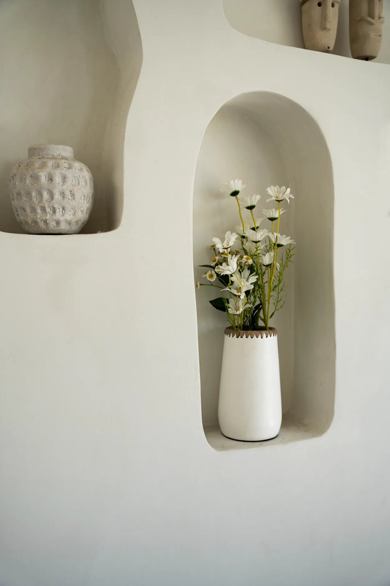 The Sneaky Vase - White Natural - S - Remood furniture living