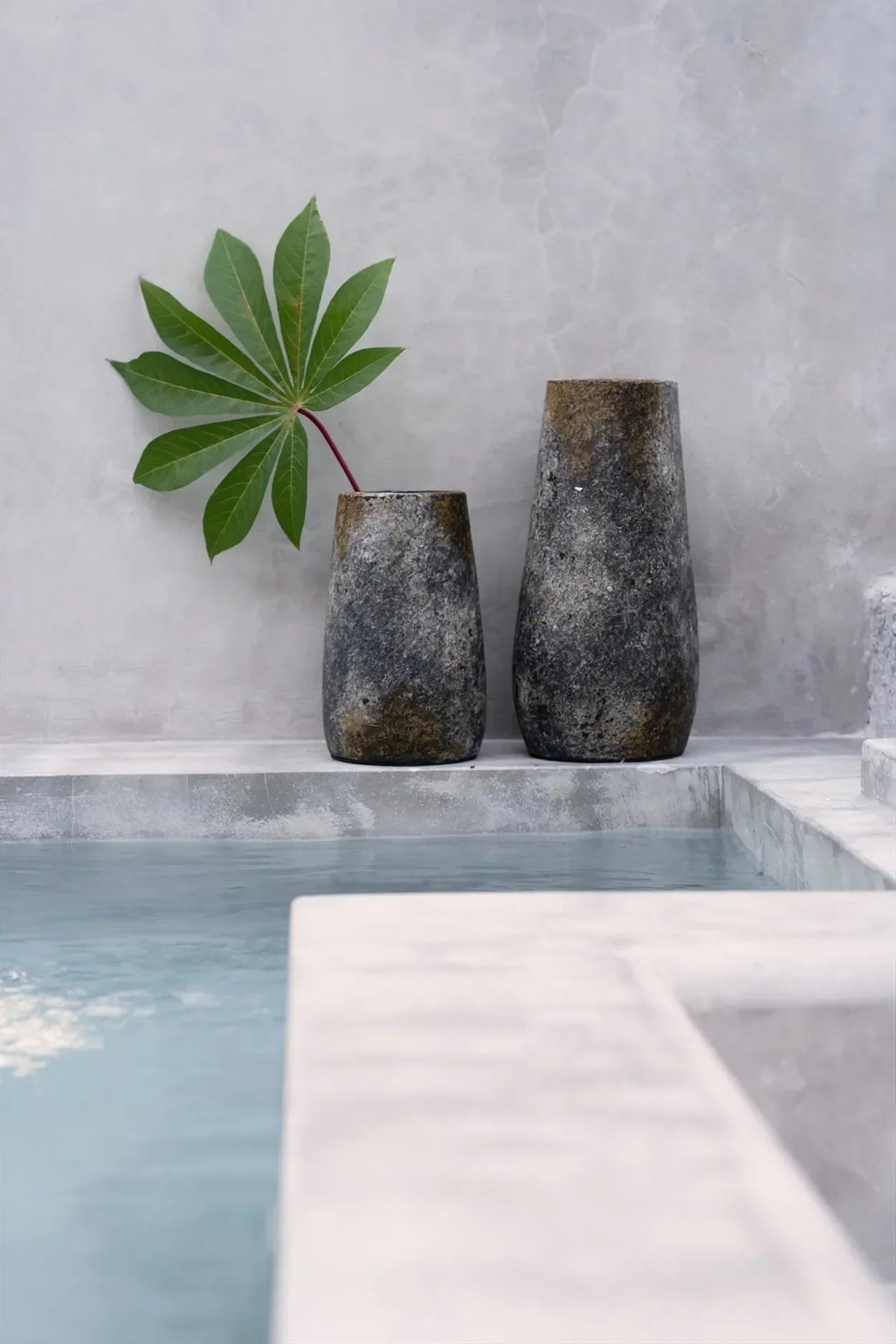 The Spooky Vase - Antique Grey - S - Remood furniture living