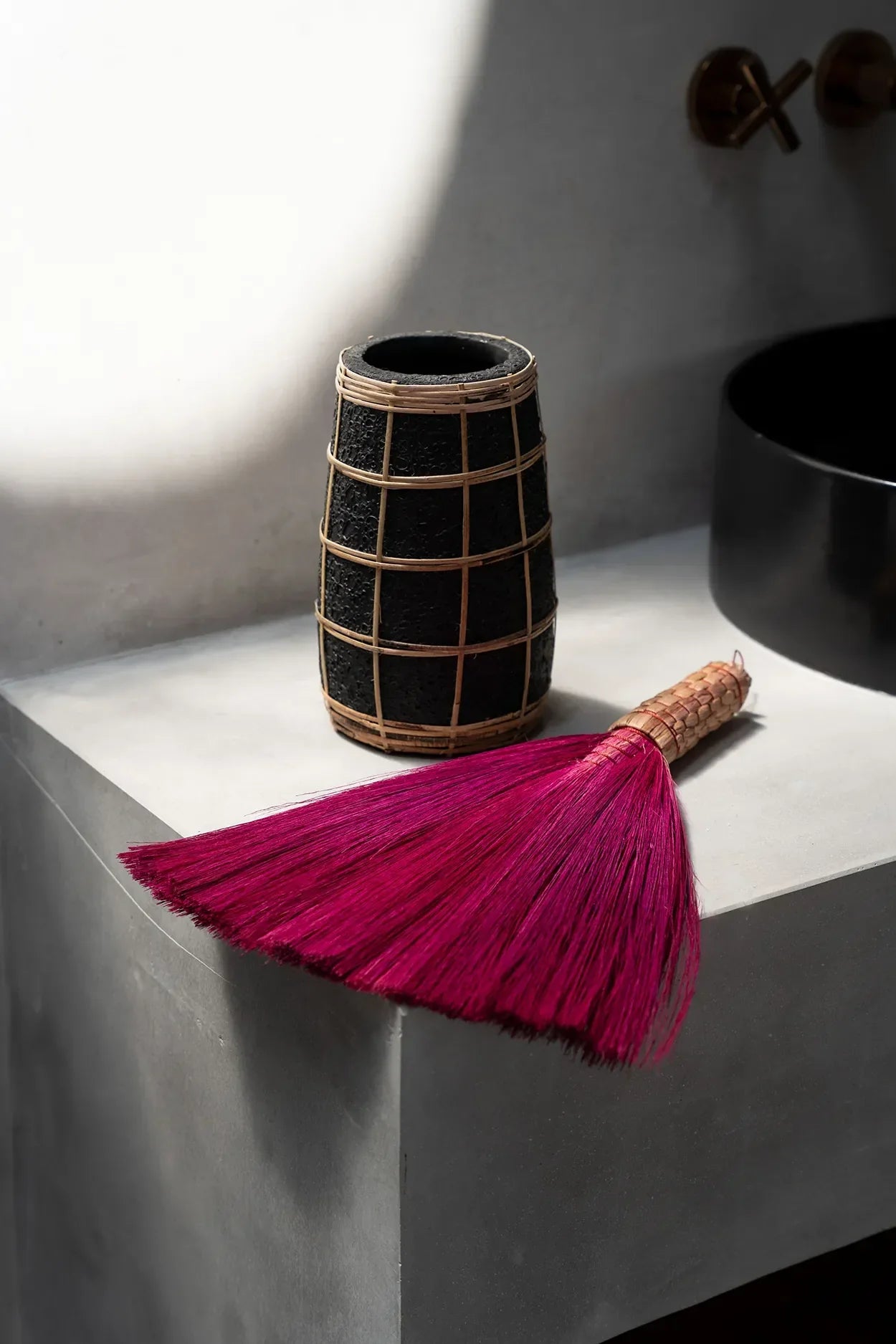 The Cutie Vase - Black Natural - S - Remood furniture living