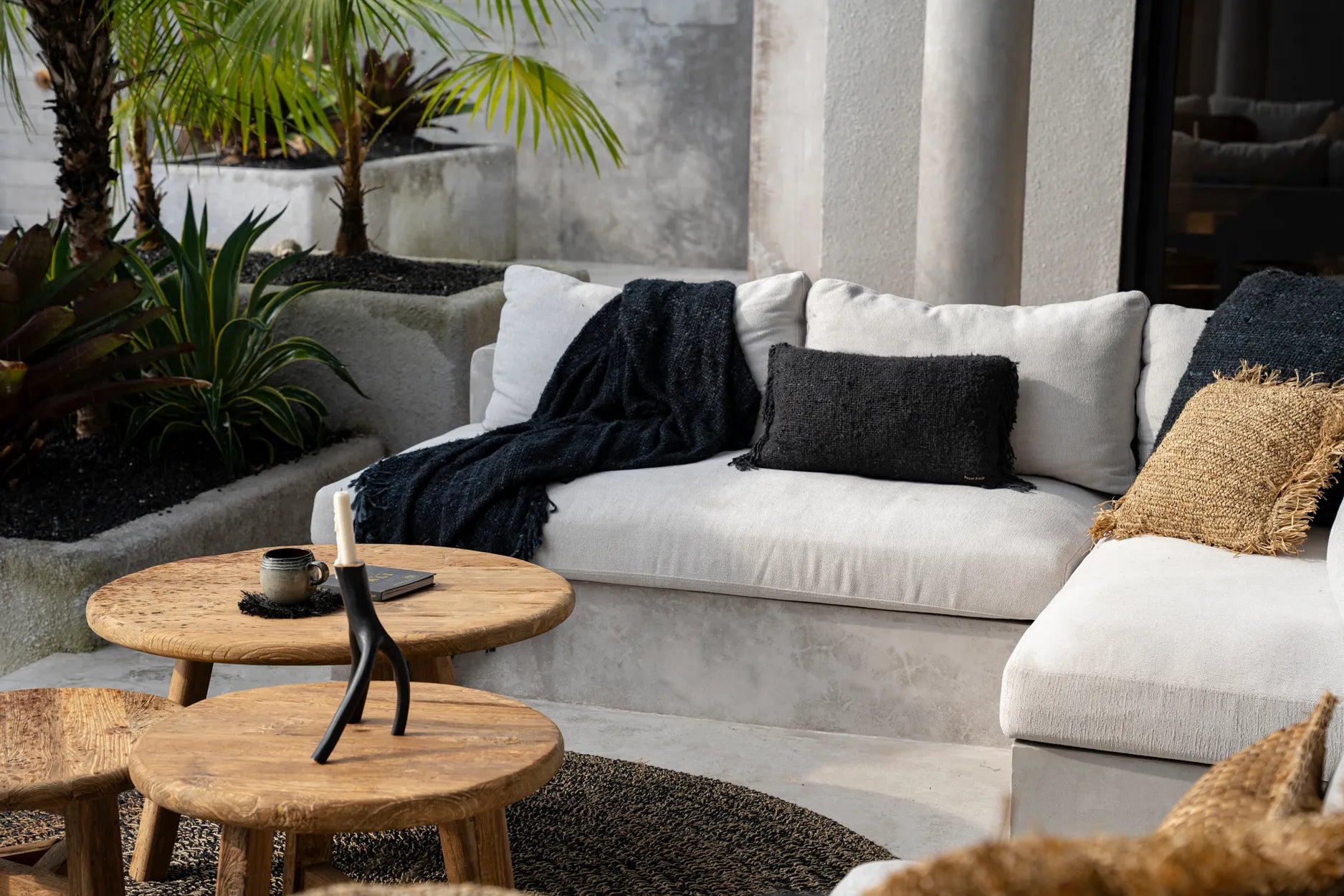 The Oh My Gee Cushion Cover - Black Navy - 30x50 - Remood furniture living