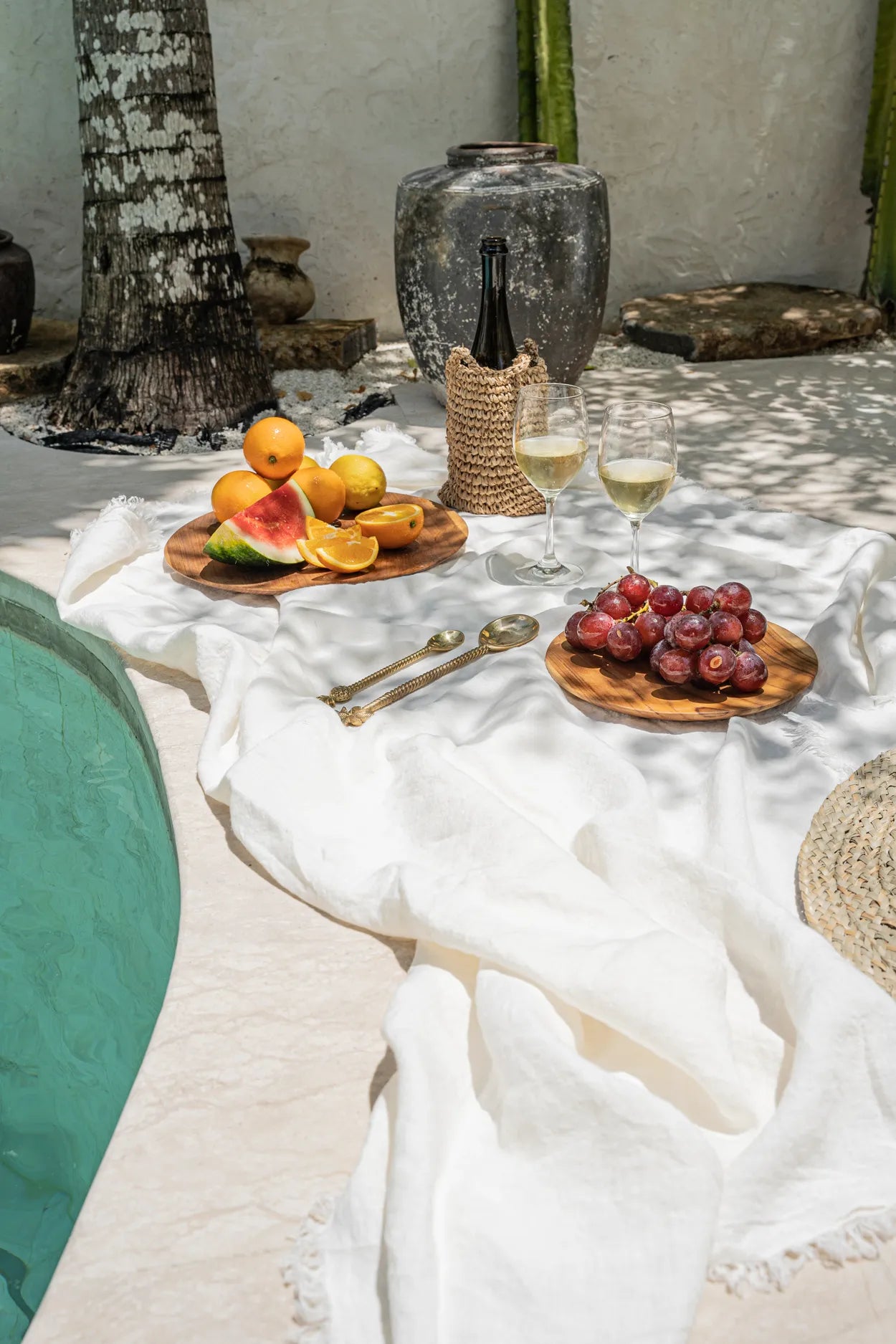 The Linen Tablecloth - White - 180x300 - Remood furniture living