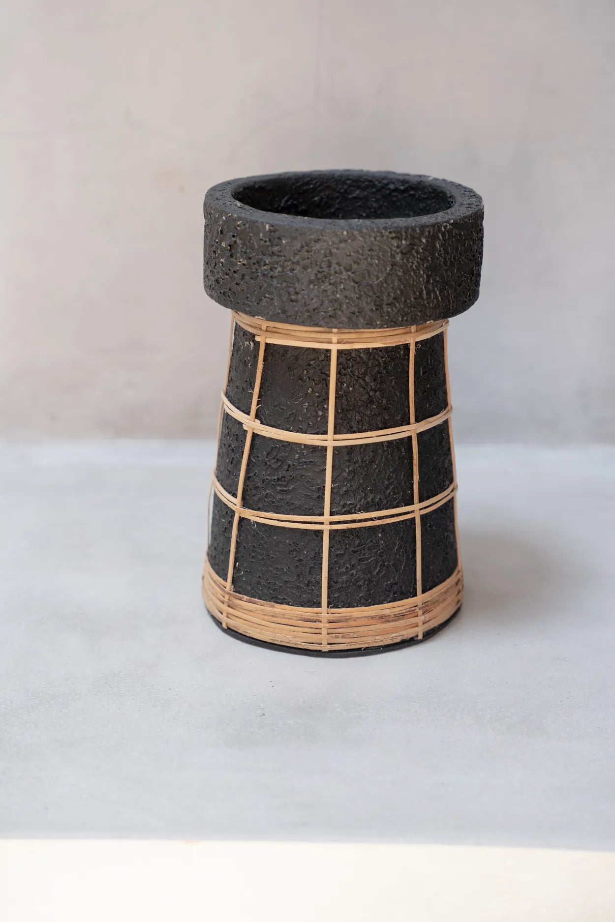The Serene Candle Holder - Black Natural - L - Remood furniture living