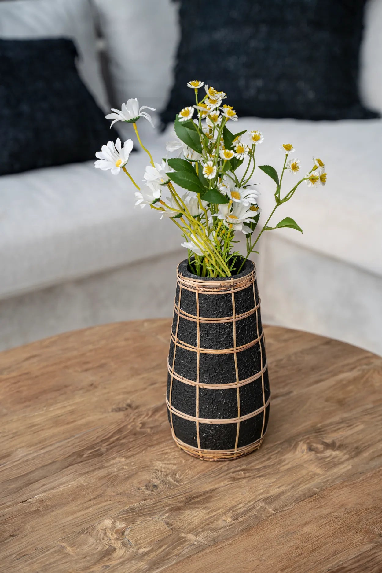 The Cutie Vase - Black Natural - L - Remood furniture living