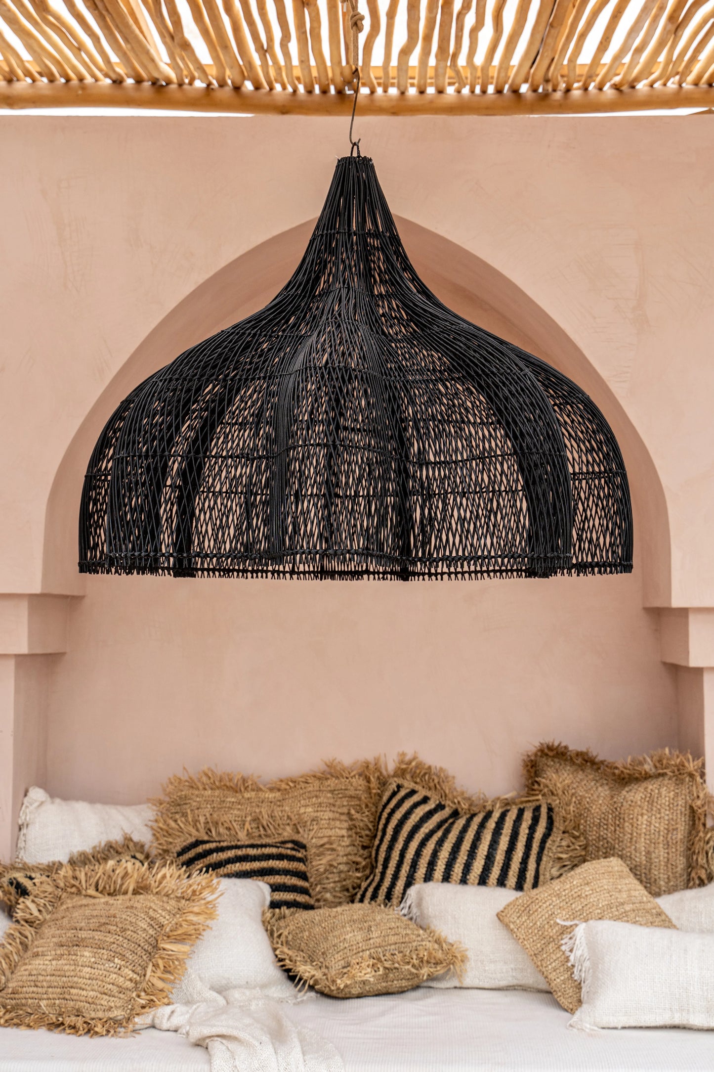 The Whipped Pendant - Black - XL - Remood furniture living