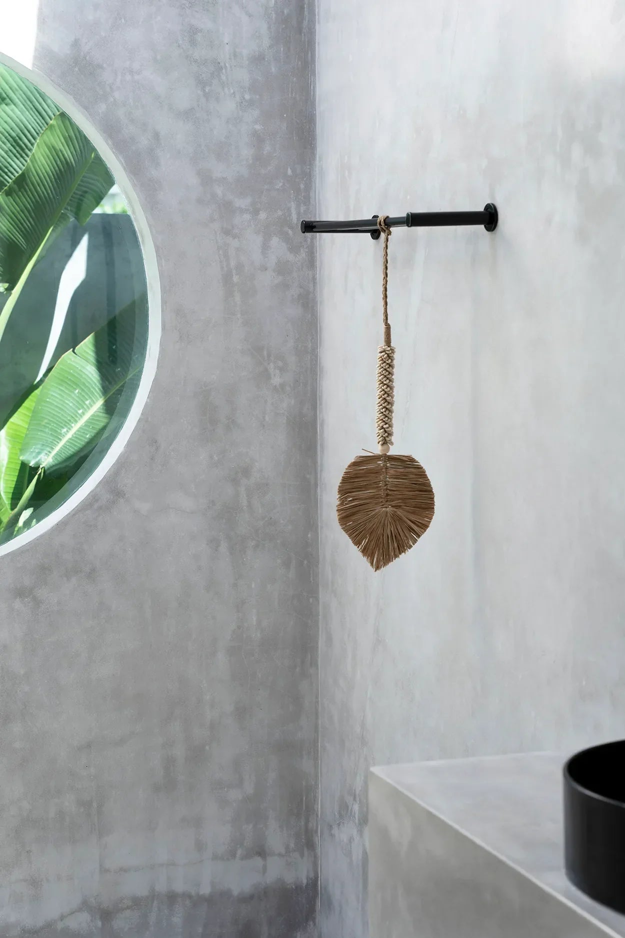 The Raffia Shell Tassel - Cream Natural - Remood furniture living