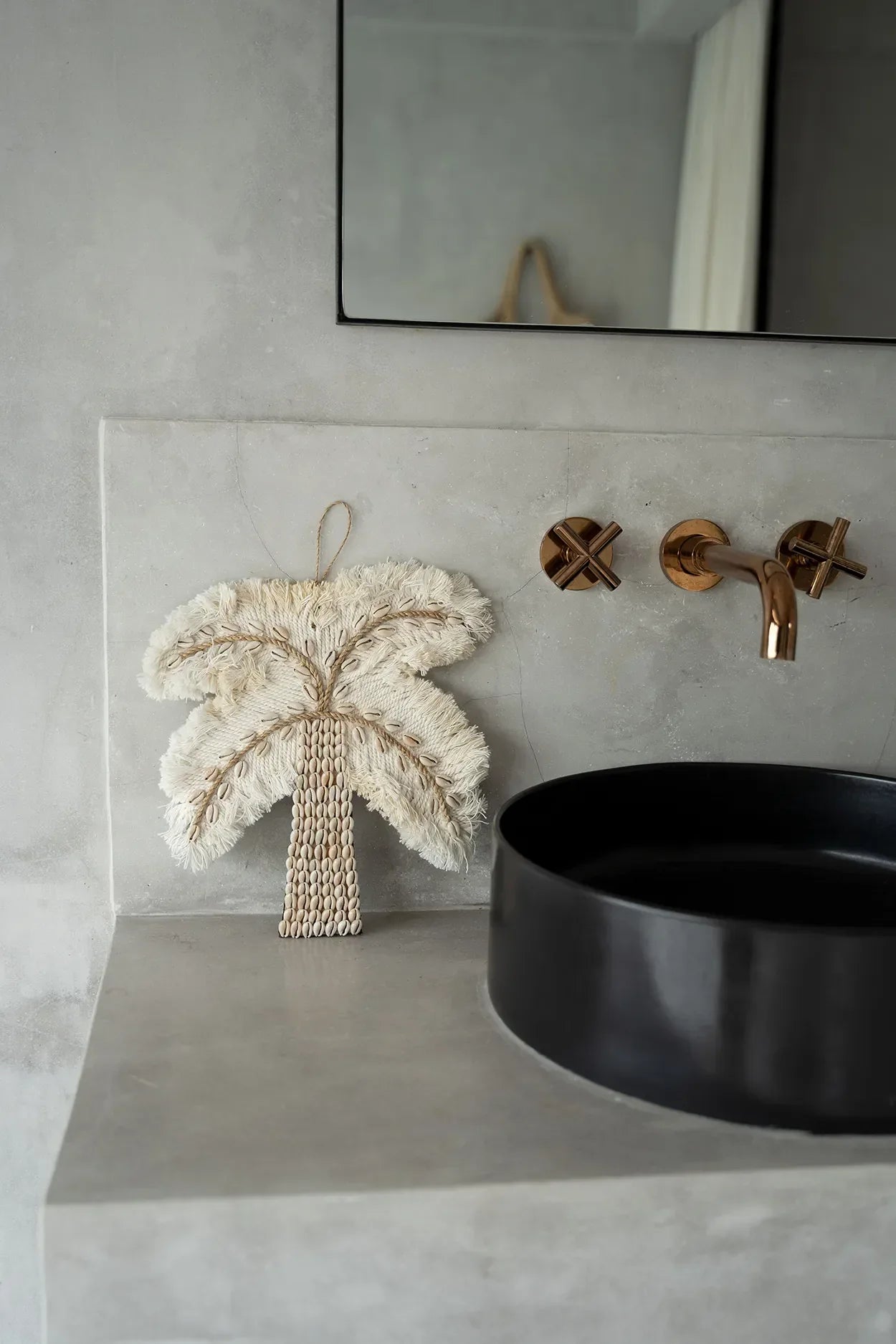 The Cotton Shell Palm Tree - White Natural - Remood furniture living