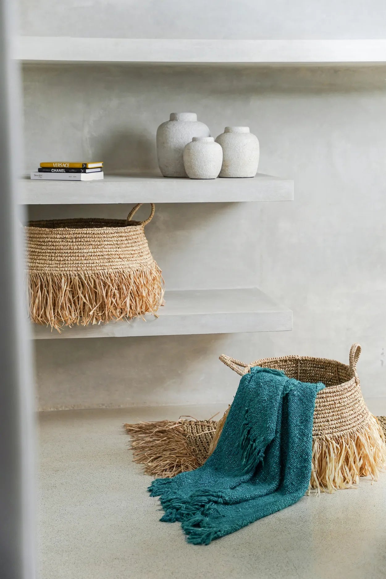 The Peaky Vase - Concrete - L - Remood furniture living