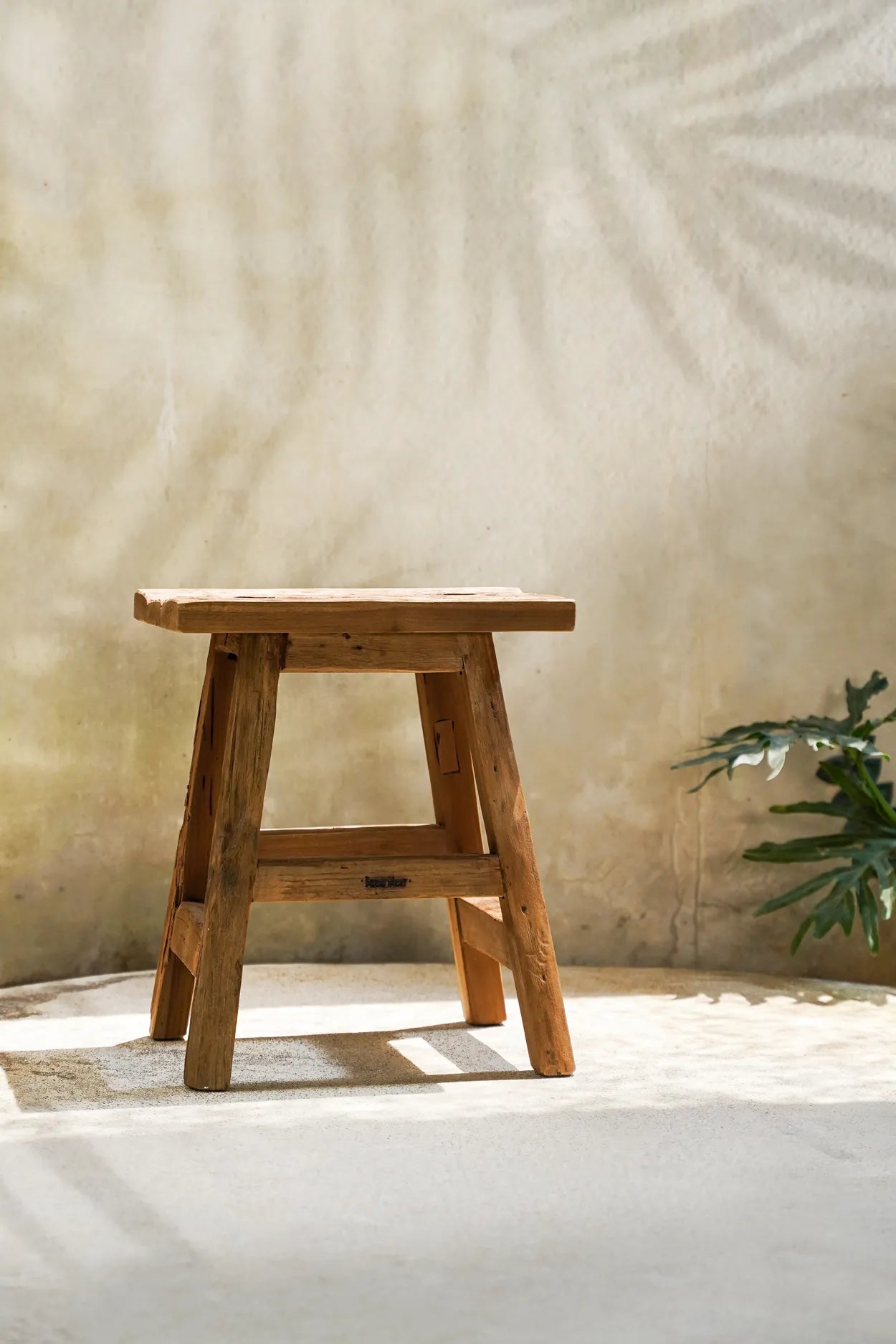 The Yoke Stool - Natural - L - Remood furniture living