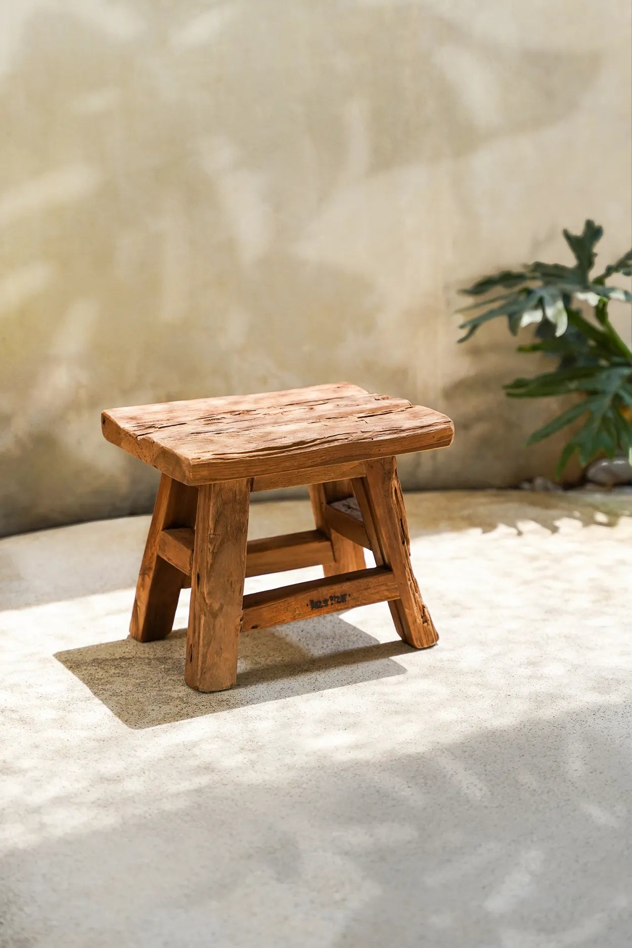 The Yoke Stool - Natural - S - Remood furniture living