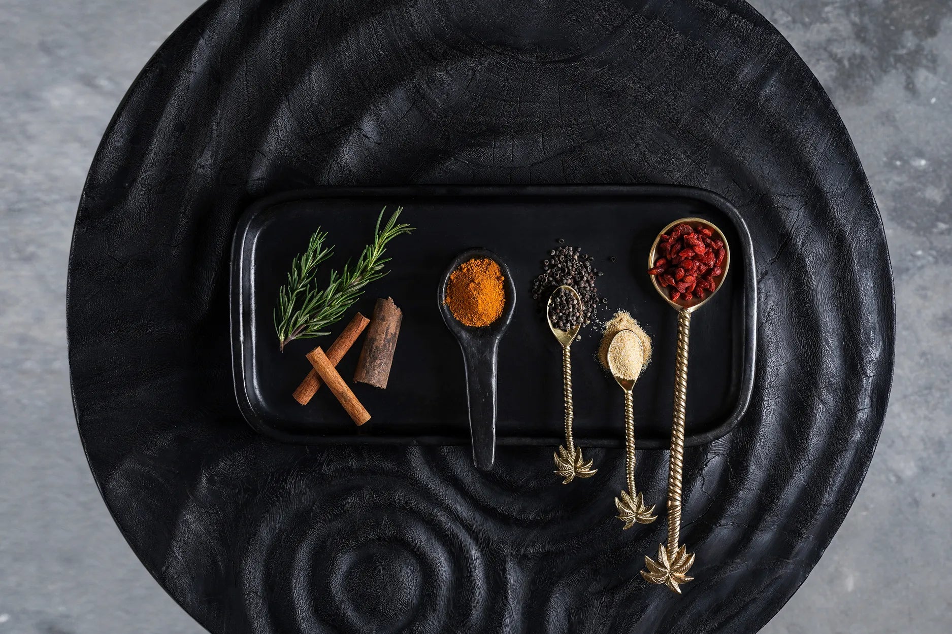 The Burned Tapas Plate - Remood furniture living