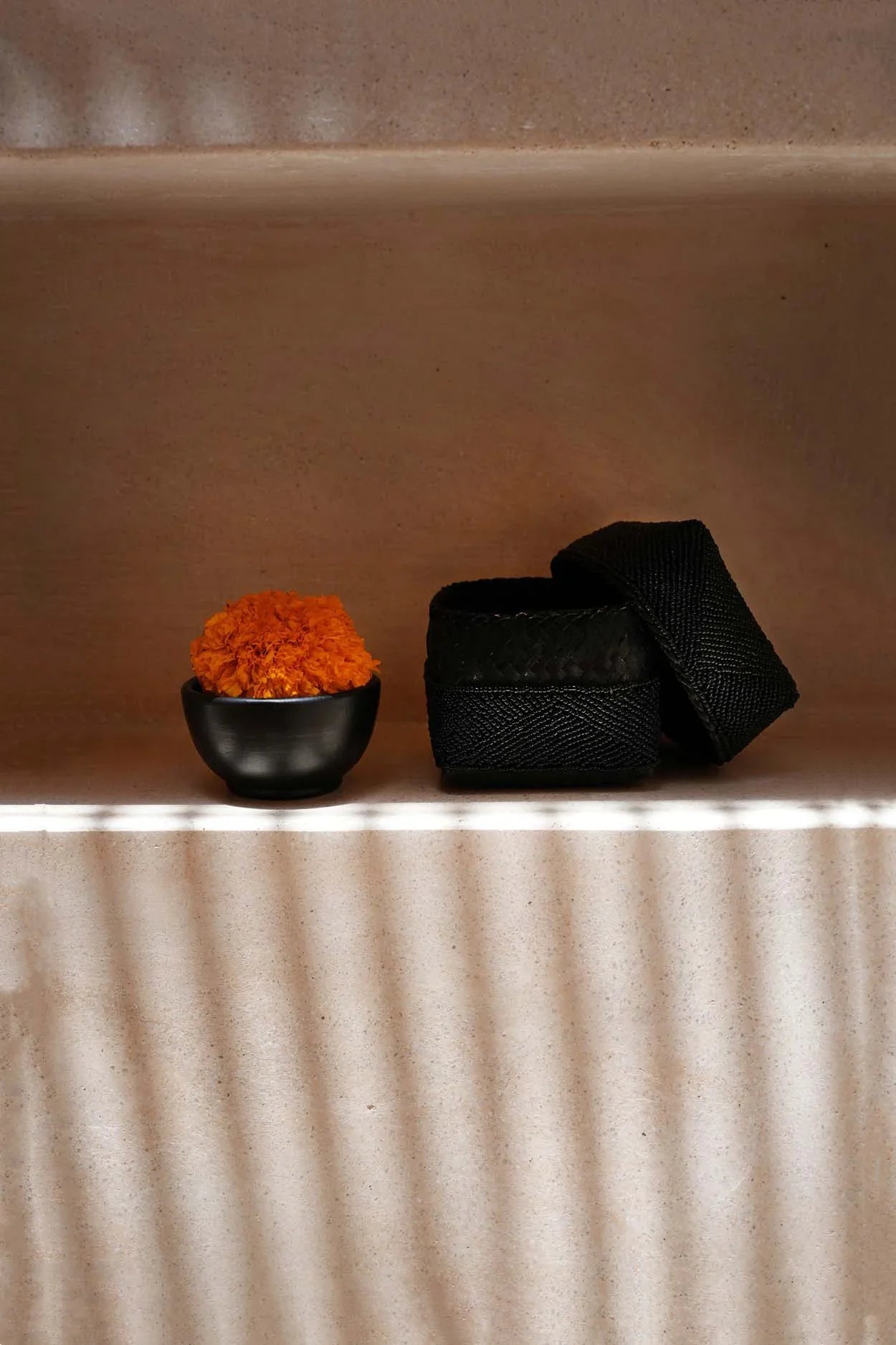 The Beaded Basket - Black - L - Remood furniture living
