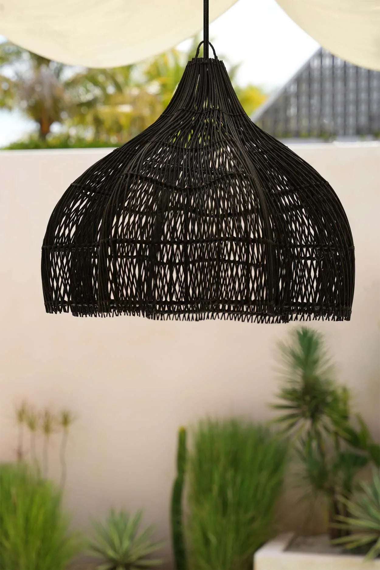 The Whipped Pendant - Black - M - Remood furniture living