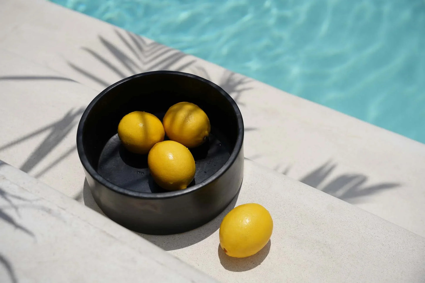The Burned Cylinder Dish - Black - Set of 3 - Remood furniture living