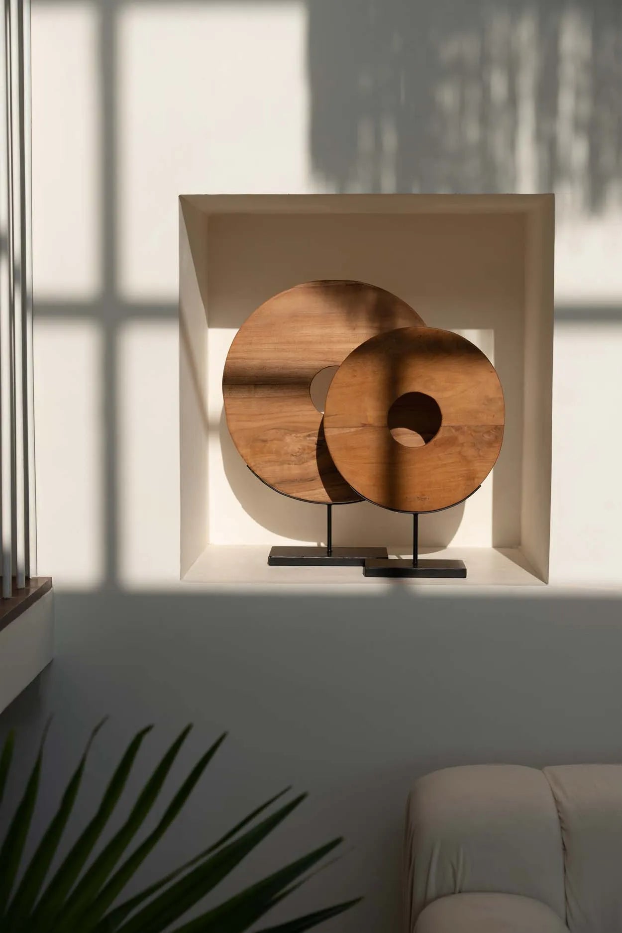 The Teak Disc on Stand - L - Remood furniture living