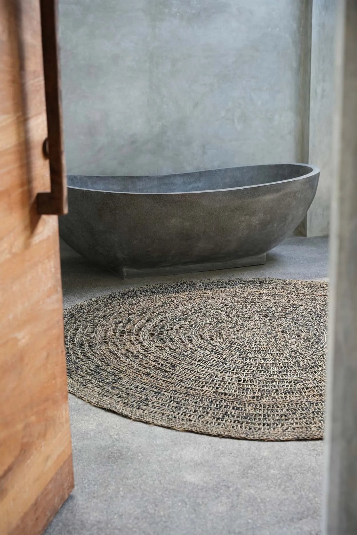 The Seagrass Carpet - Natural Black - 100 - Remood furniture living