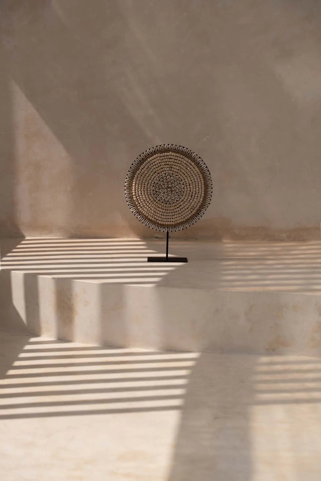 The Shell Martinique on Stand - Natural White - Remood furniture living