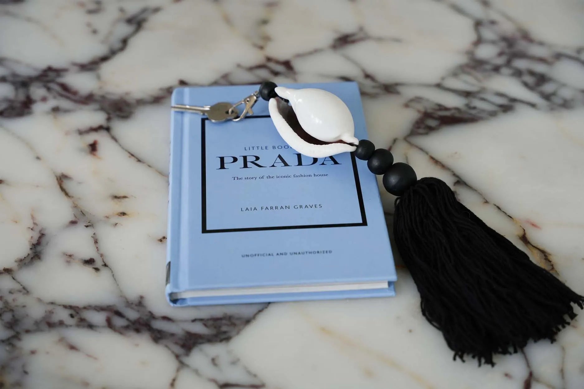 The Togian Keychain - Black White - Remood furniture living