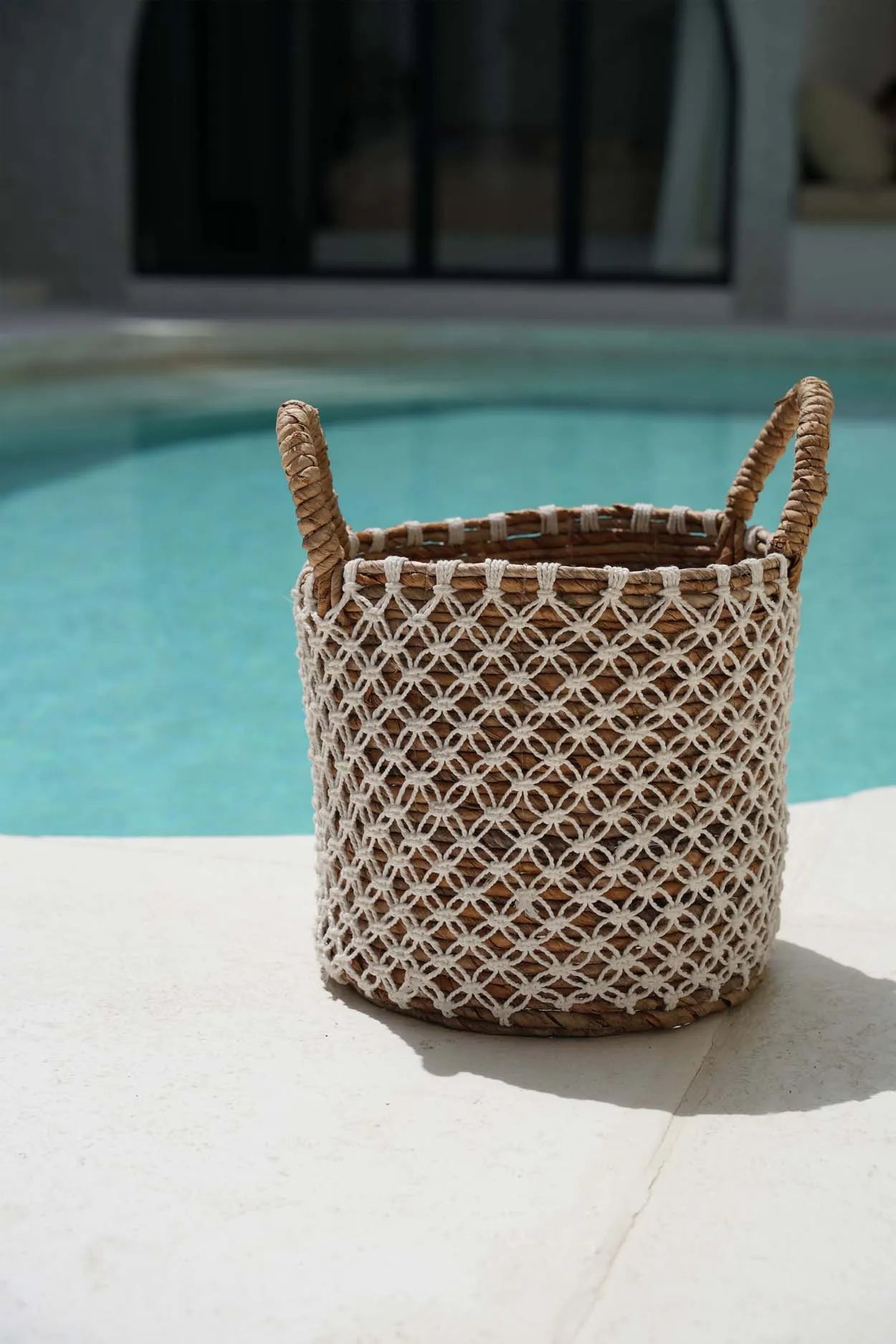 The Crossed Stitched Macrame Basket -Natural White - L - Remood furniture living