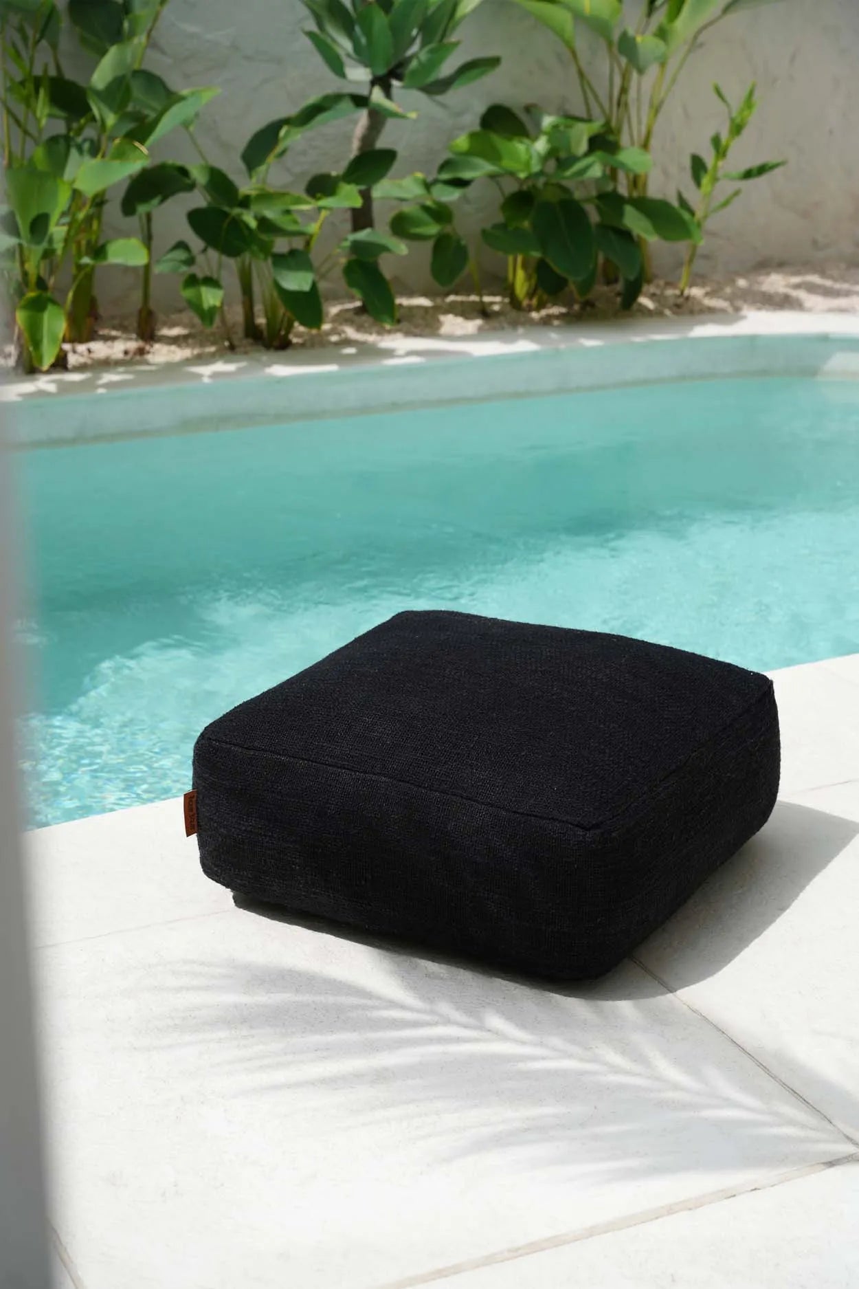 The Comfy Pouffe - Black - Remood furniture living