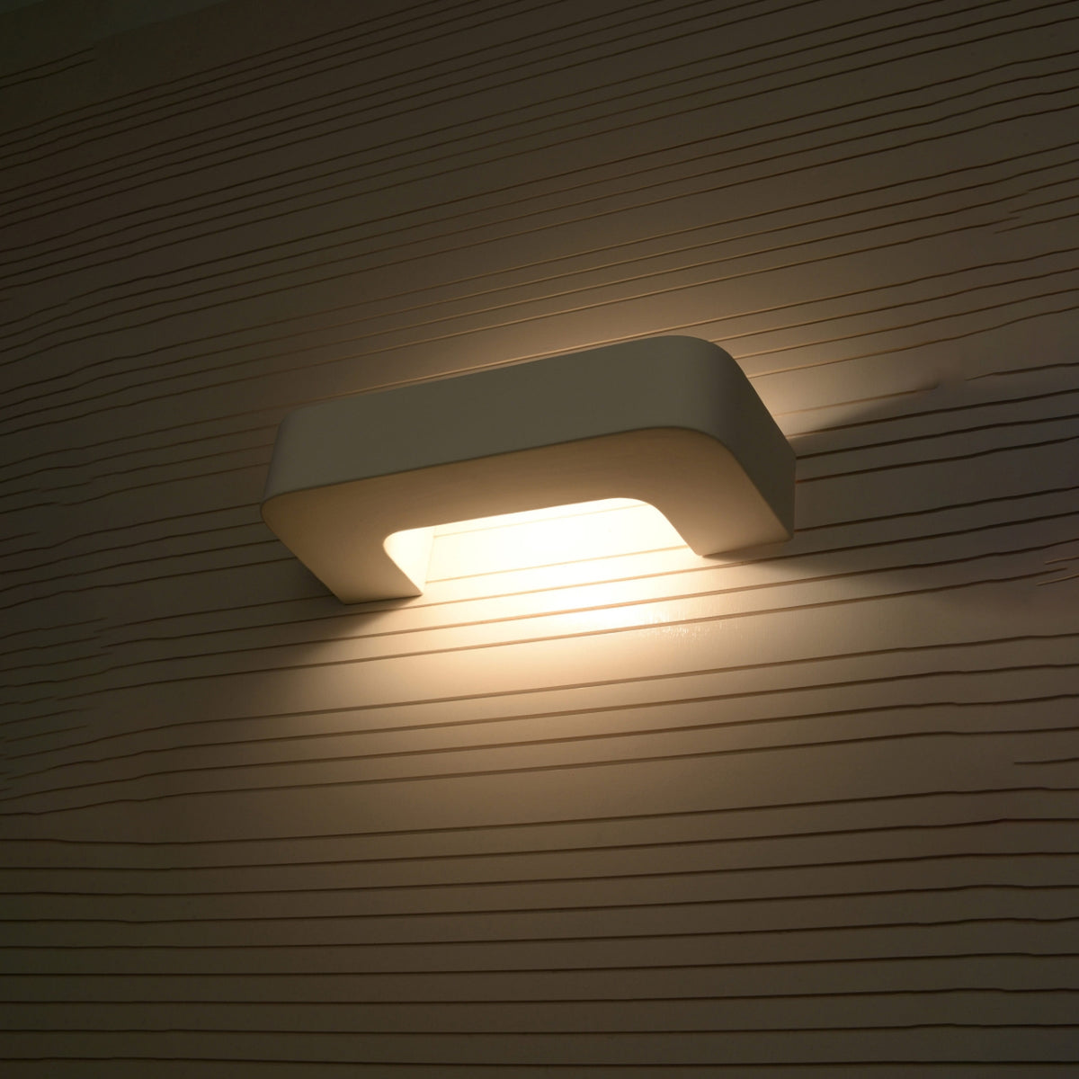 Wall lamp ceramic MAGNET
