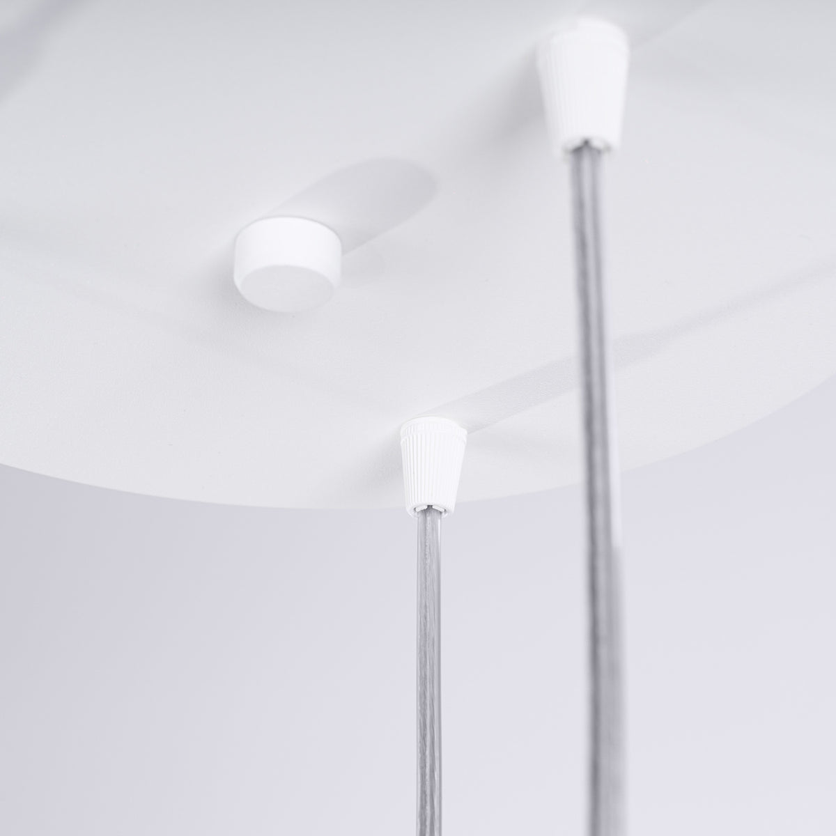Pendant lamp LIRO 3P white