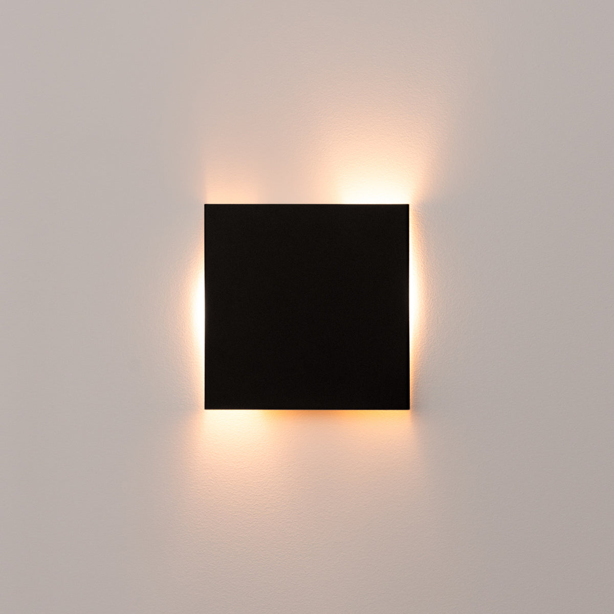 Wall lamp VANTA black