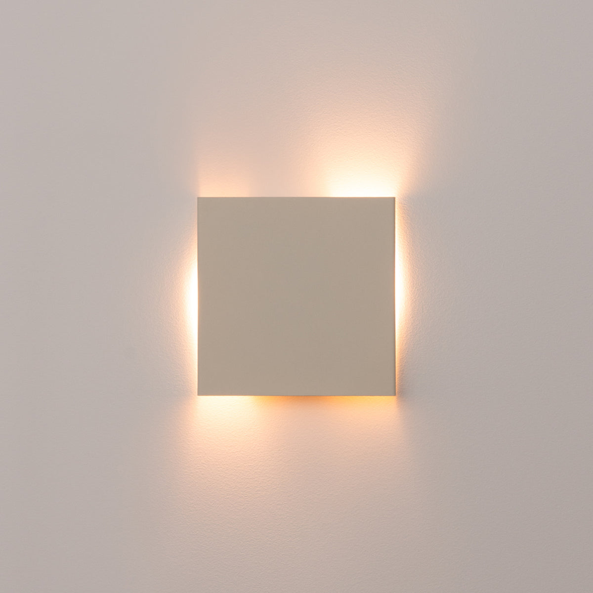 Wall lamp VANTA beige