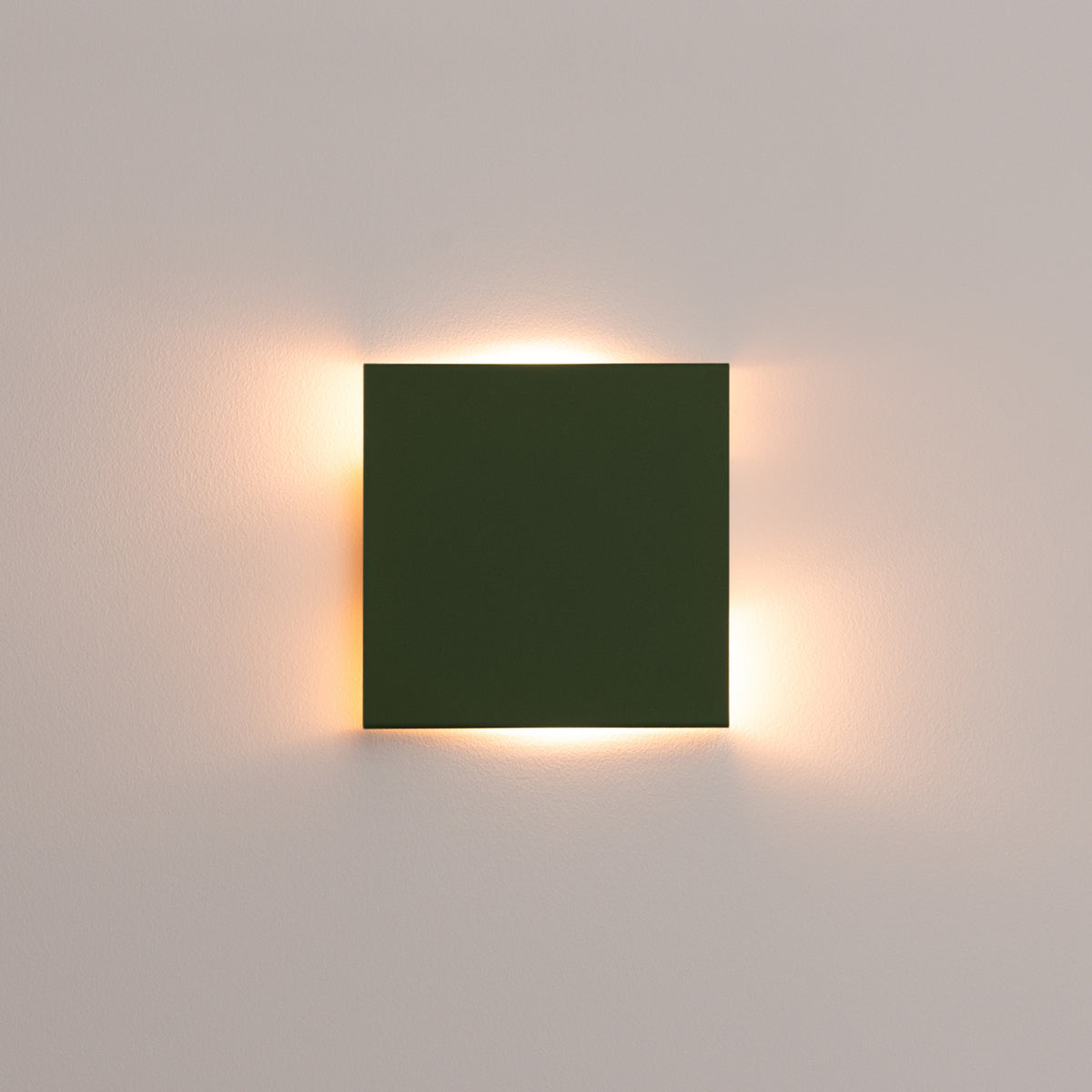 Wall lamp VANTA olive green