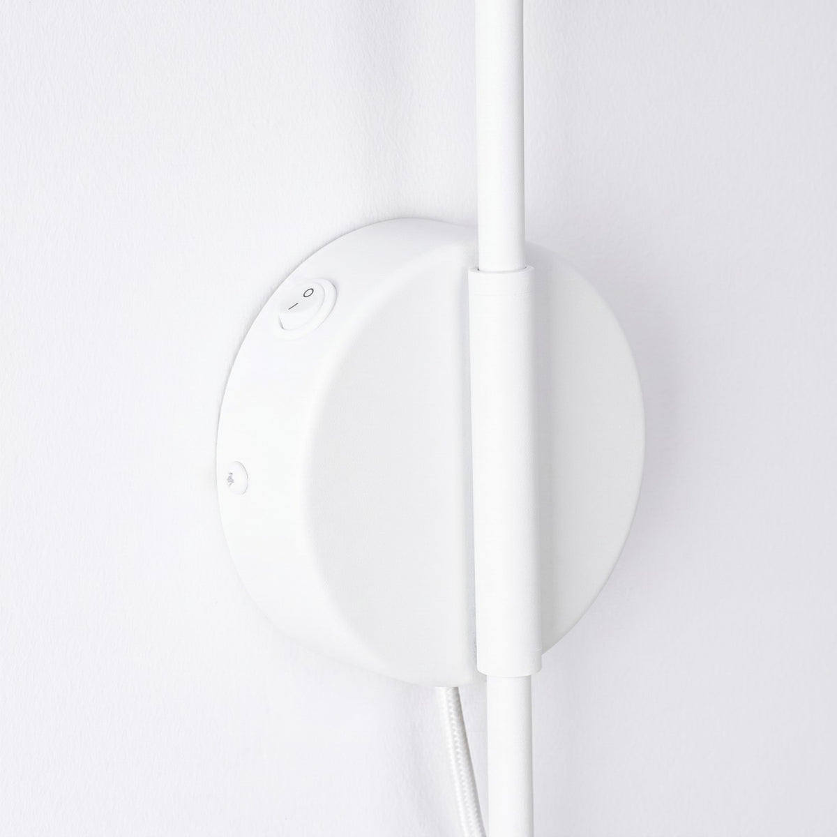 Wall lamp NOX 1 white with a switch